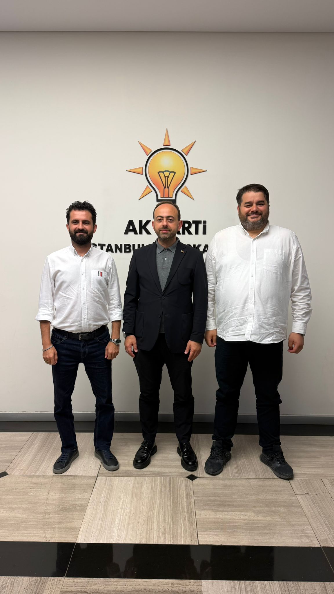 İyilik Öncüleri Derneği'nden AK Parti İstanbul İl Başkan Yardımcısı Mehmed Emin Özkaya'ya Ziyaret - Fotoğraf 2